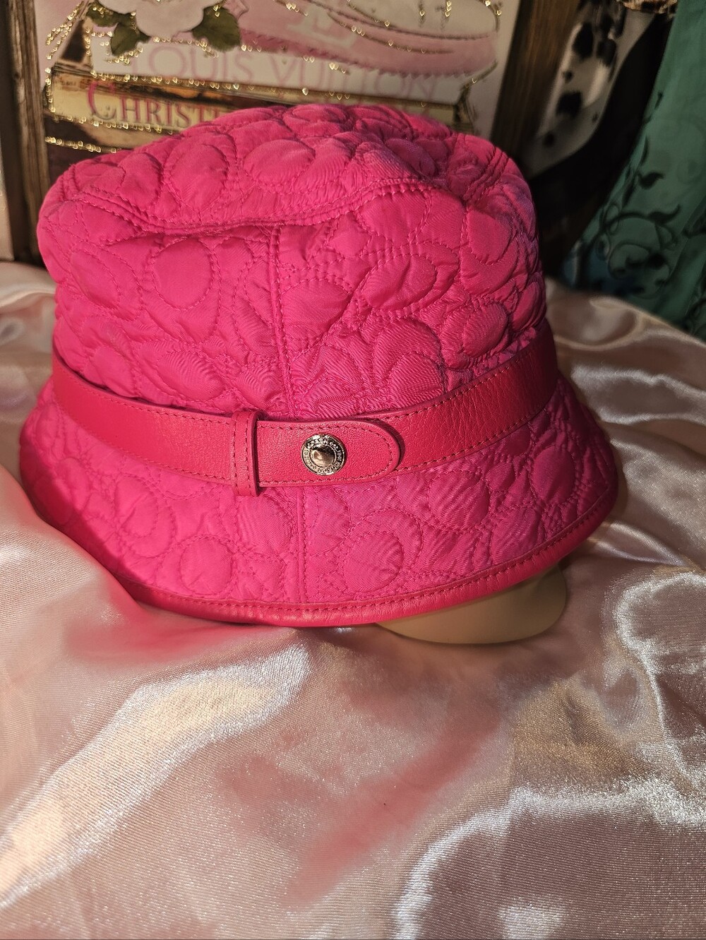 Vintage Y2K Coach Quilted Pink Signature C Bucket Hat - Excellent Hardware